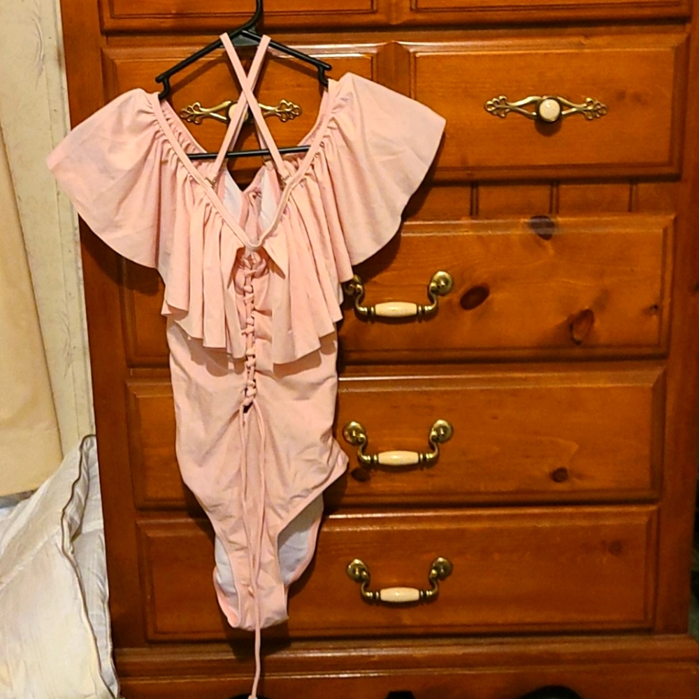 Women's swimsuit. Size Med.  Pink